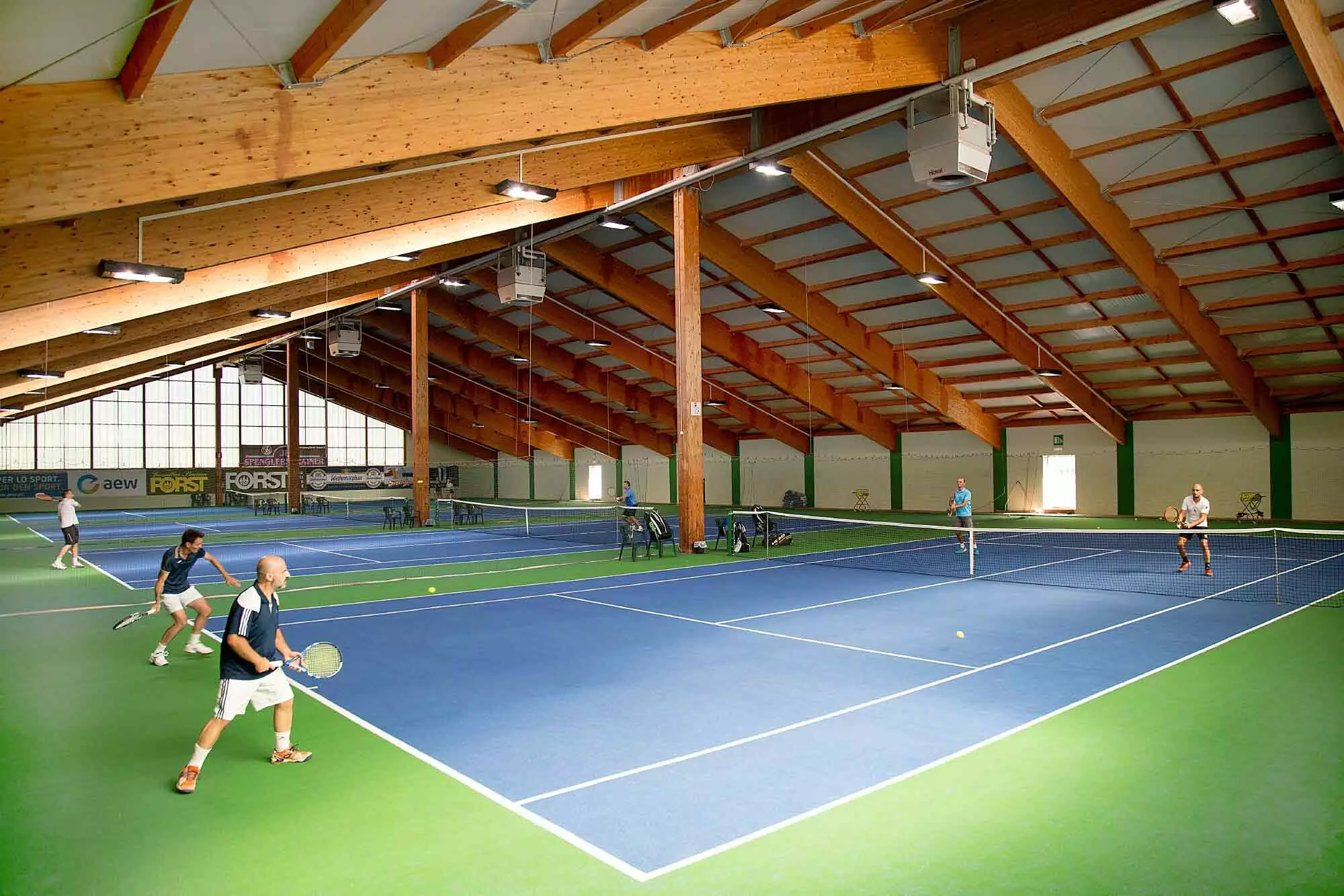 SSV Naturns 4 Feld Tennishalle Indoor